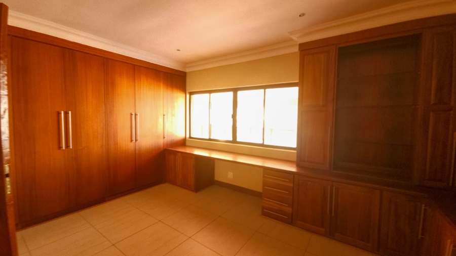 3 Bedroom Property for Sale in Birdwood Estate North West